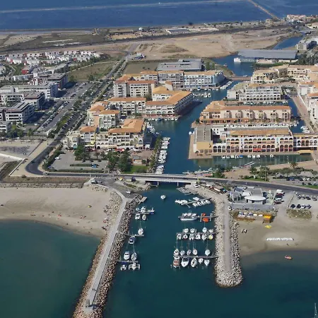 T2 Cabine 35M² Avec Terrasse, Climatisation Et Parking A Sete - Fr-1-472-128 세테